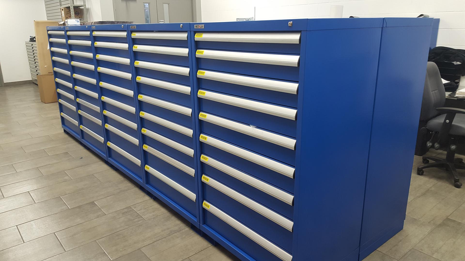 Industrial Modular Cabinet MSK Canada   20170104 100144 